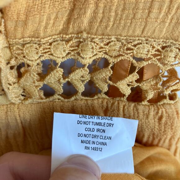 Saints + Secrets Selfie Leslie Reign Sleeveless Lace Up Back Dress Yellow XS - Picture 10 of 13